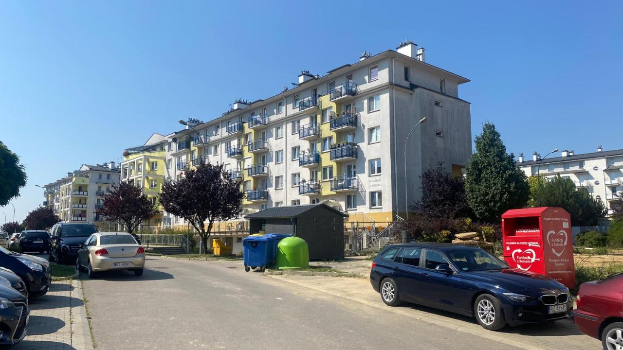 Apartament #Widokowa Apartamento Rzeszów Exterior foto